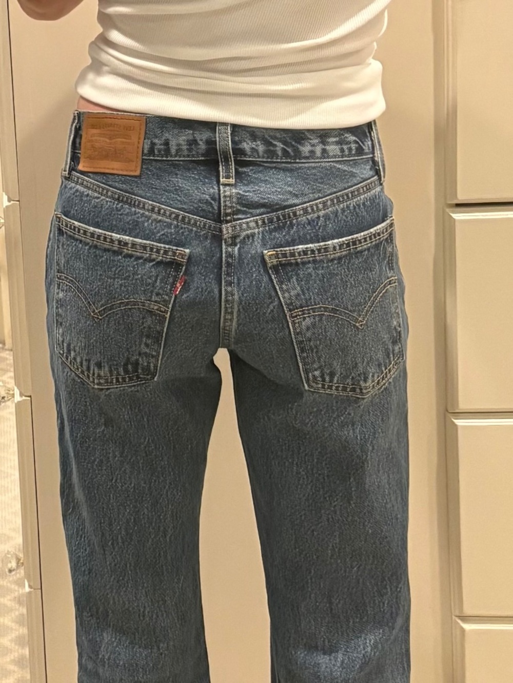 Levi’s Women’s Middy Ankle Bootcut Jean 24 Medium Wash EXCELLENT
